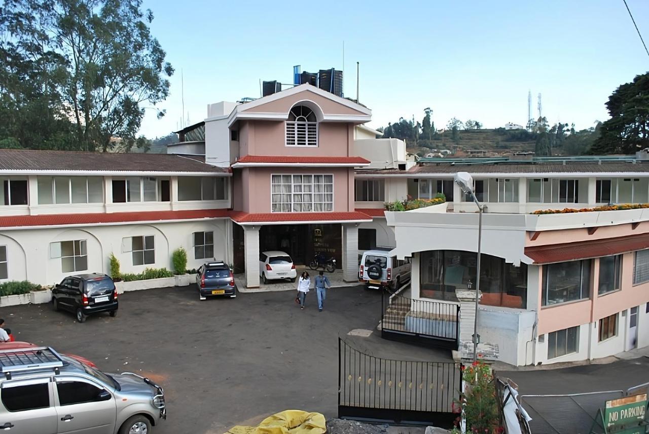 Hotel Sapphire Garden View Ooty Exteriör bild